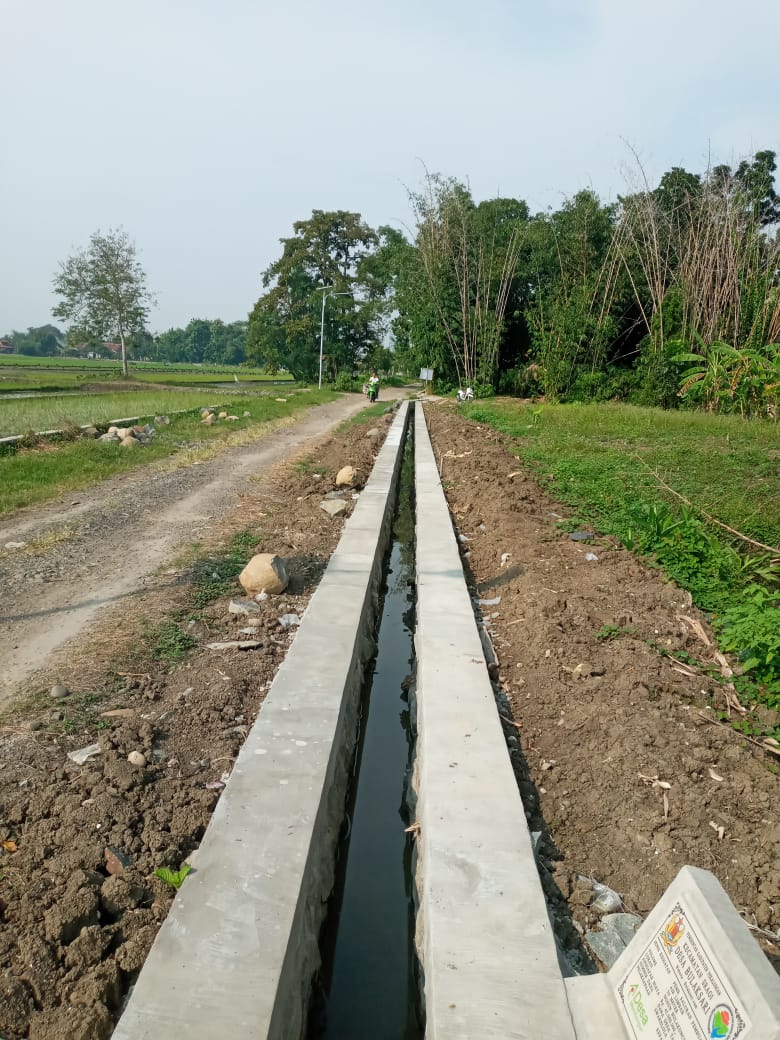 Foto Pembangunan 100%